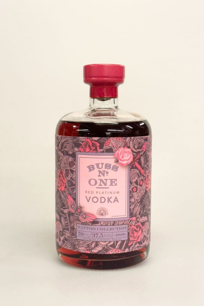 Buss No One Red Platinum Vodka 700ml